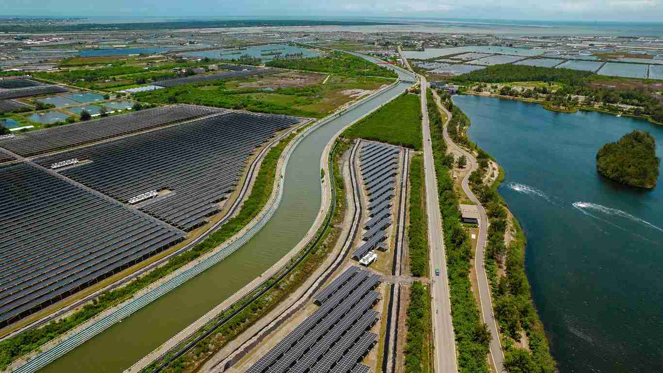 口袋牛店能源事业提供智慧能源管理、、、太阳能监控管理、、、全方位电厂建置及运维解决方案，，，并拥有管理超过6000案场的经验